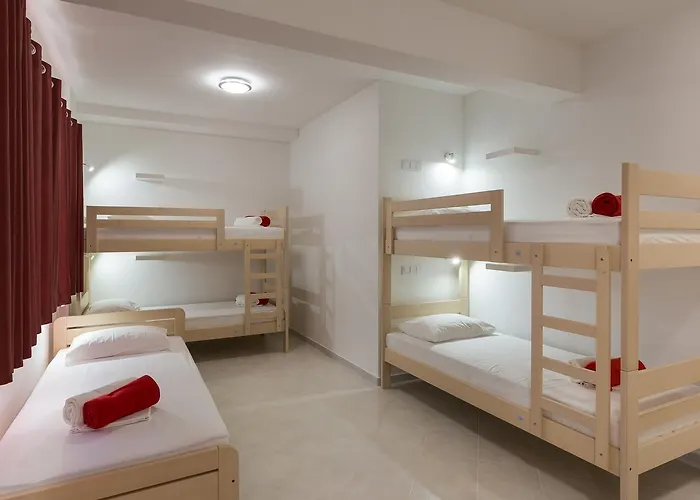 Hostel Free Bird (Adults Only)