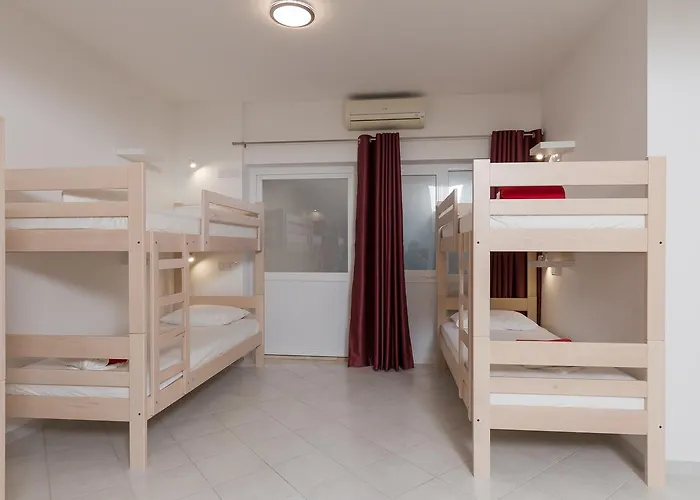 Hostel Free Bird (Adults Only)