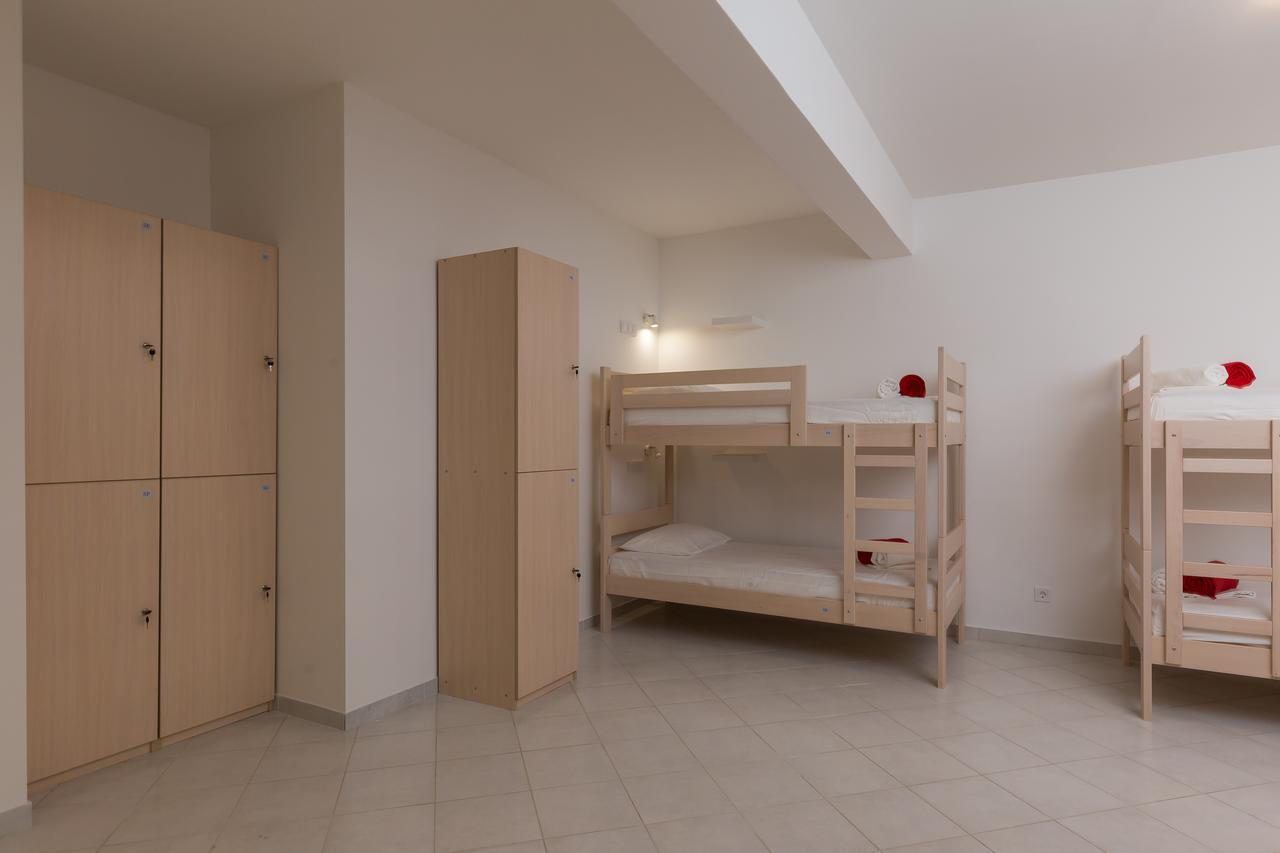 Free Bird (adults Only) * Dubrovnik